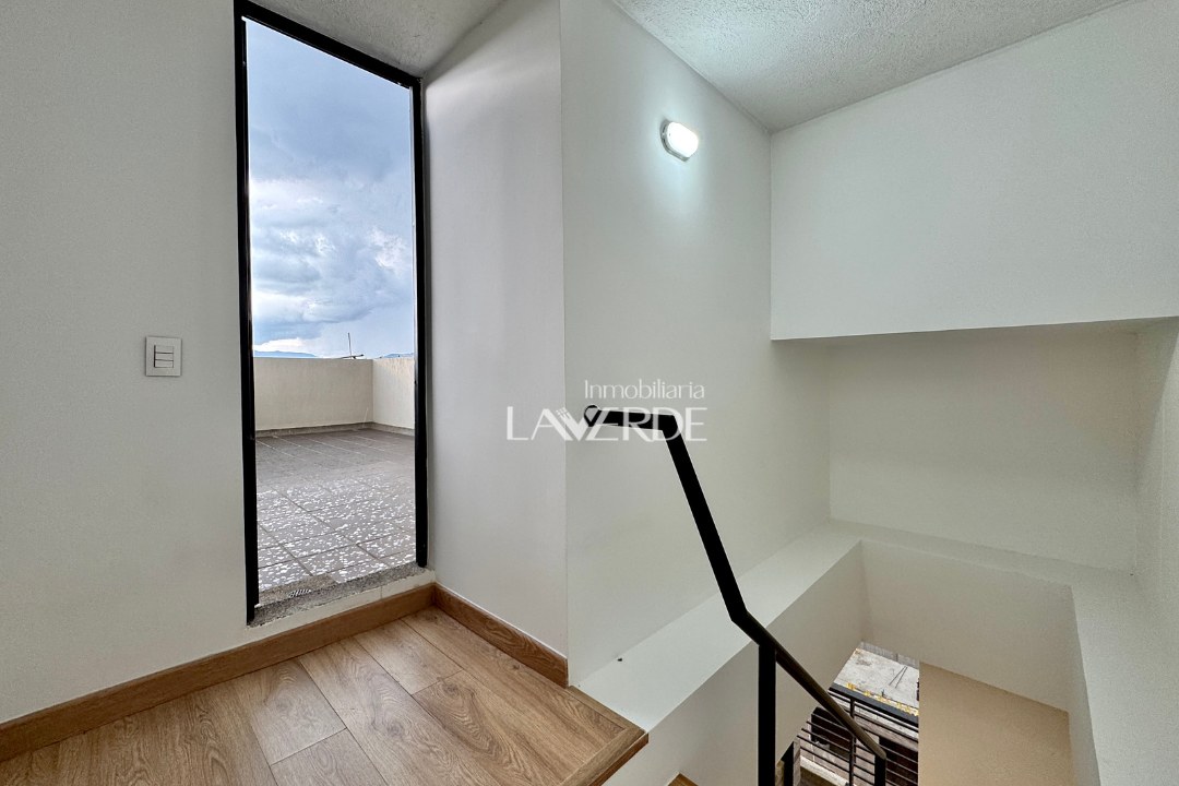 Espectacular apartamento de 99m2 + 24m2 de terraza privada — foto 3