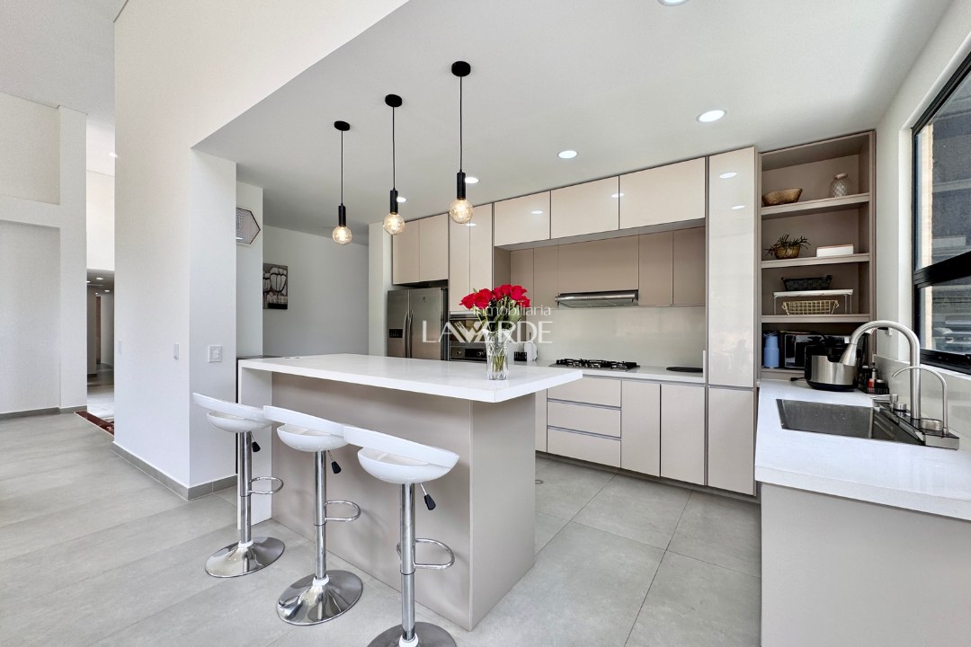 Casa Moderna de Lujo en Renania - Vista a Montañas y Cine Privado — foto 3
