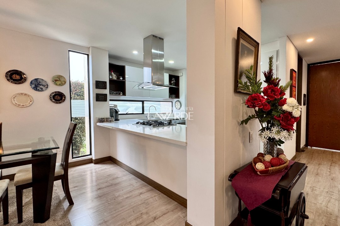 Exclusiva Casa Esquinera con Amplia Zona Verde en Oikos Palos Verdes — foto 2