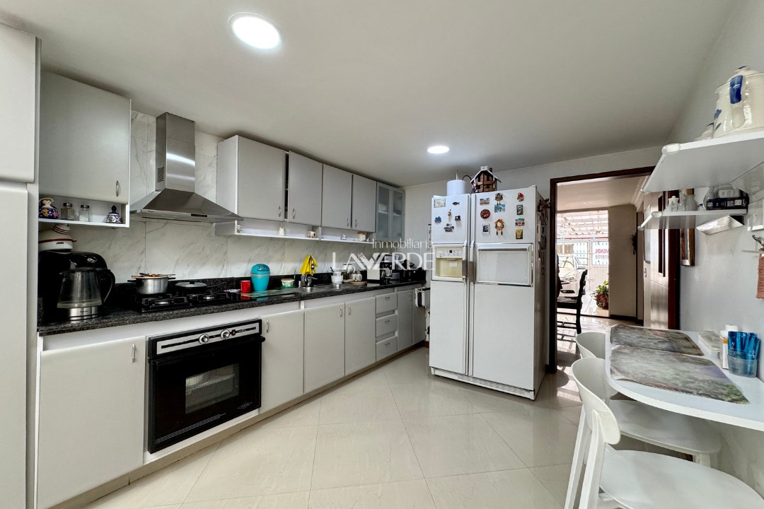 Casa Villa del Prado – Espacios Amplios, Ubicación Estratégica — foto 2