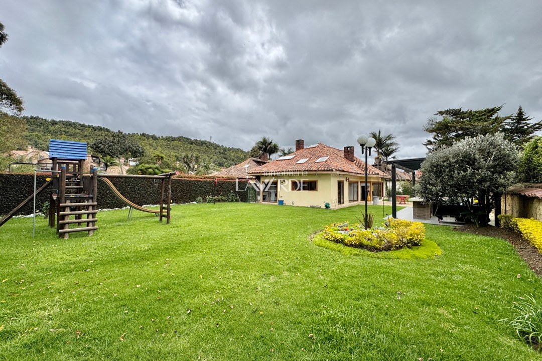 Casa en San José de Bavaria con Lote de 800 m² - Amplia Zona Verde