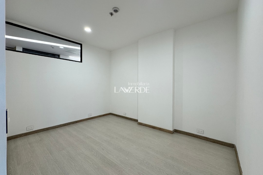 Arriendo - Oficina de 75 m² en centro empresarial premium de Cajicá — foto 2
