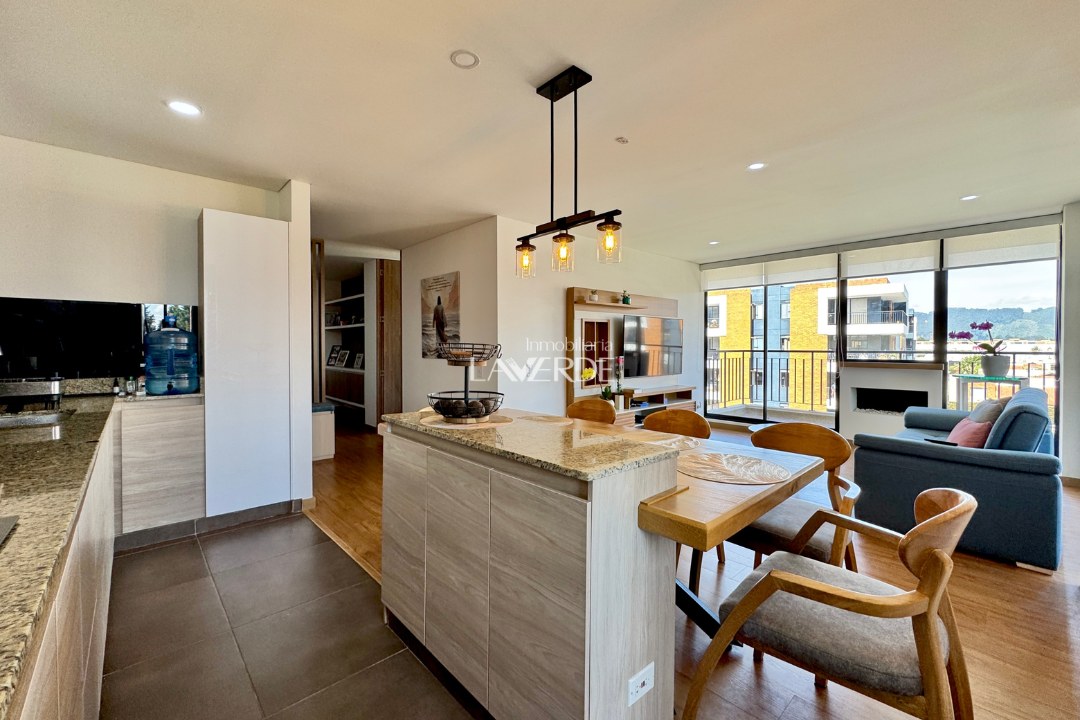 Espectacular Apartamento Esquinero con la Mejor Iluminacion y Ubicacion en Cajica