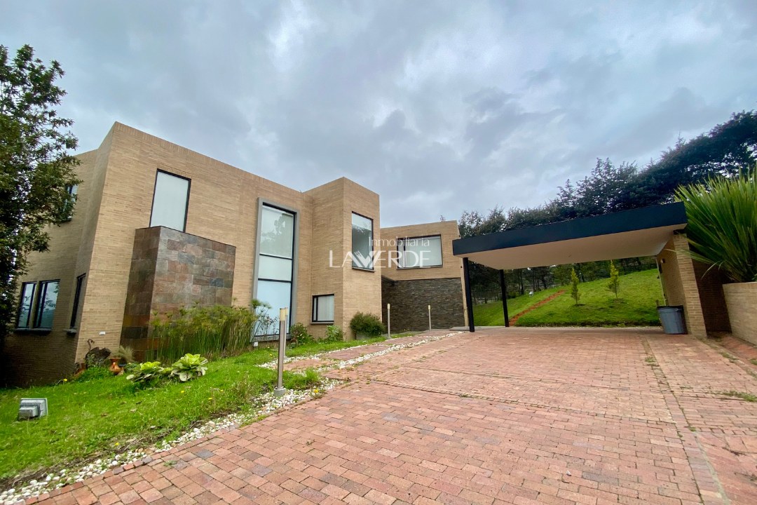 Casa Campestre Moderna En Conjunto Exclusivo De Yerbabuena